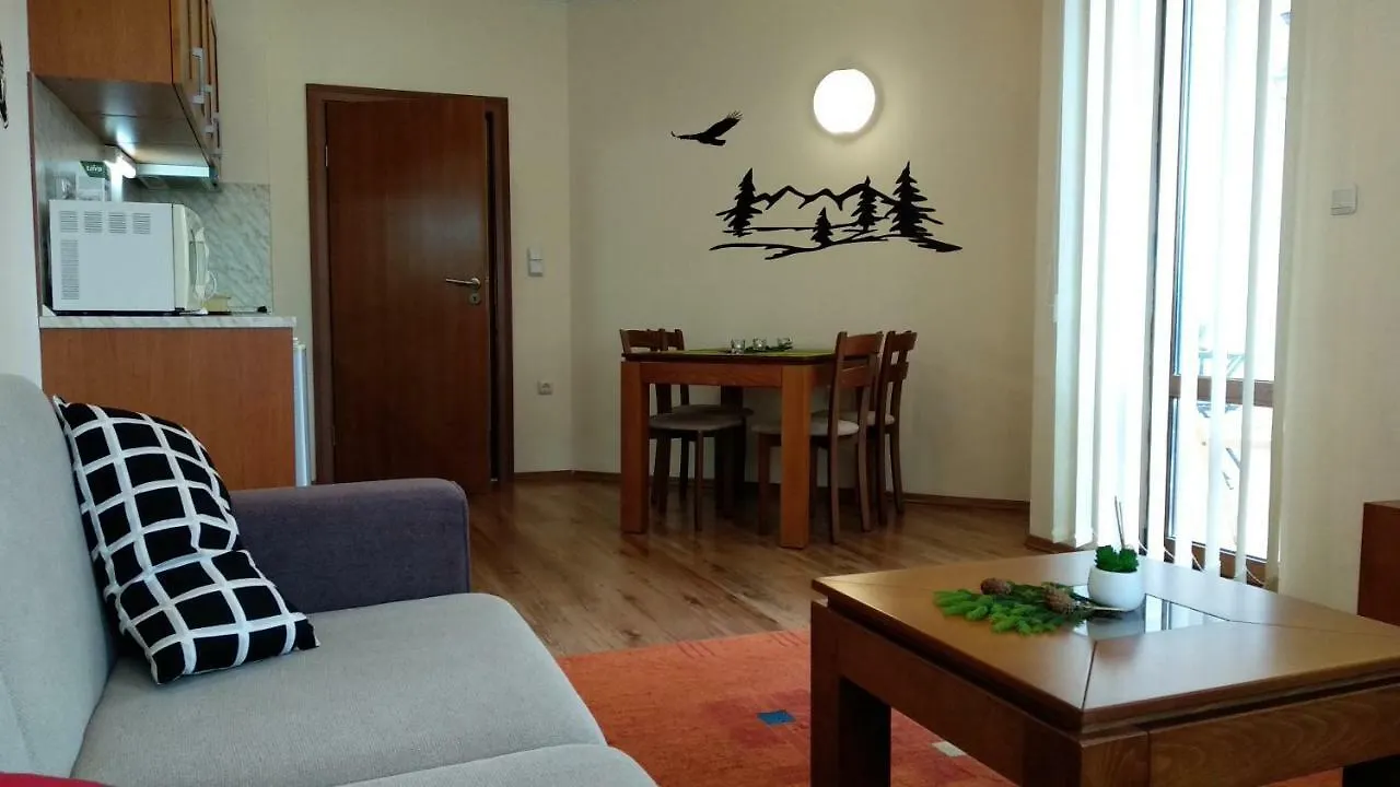 Pine Tree Apartment D34 반스코 0*,  불가리아